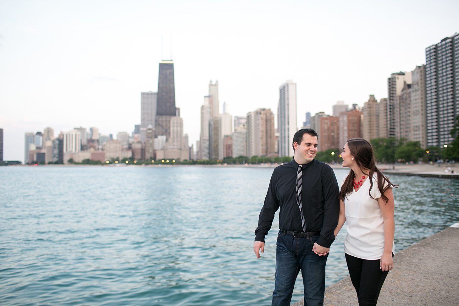 lincoln-park-zoo-engagement-photos_0021