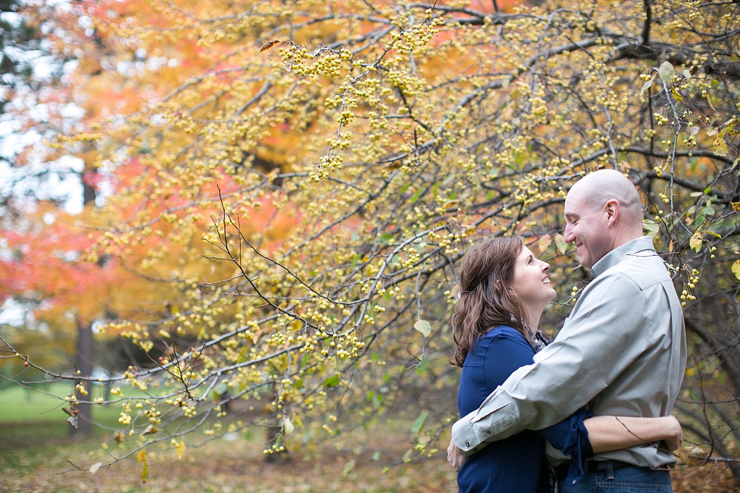 gompers-park-fall-engagement-chicago_0002