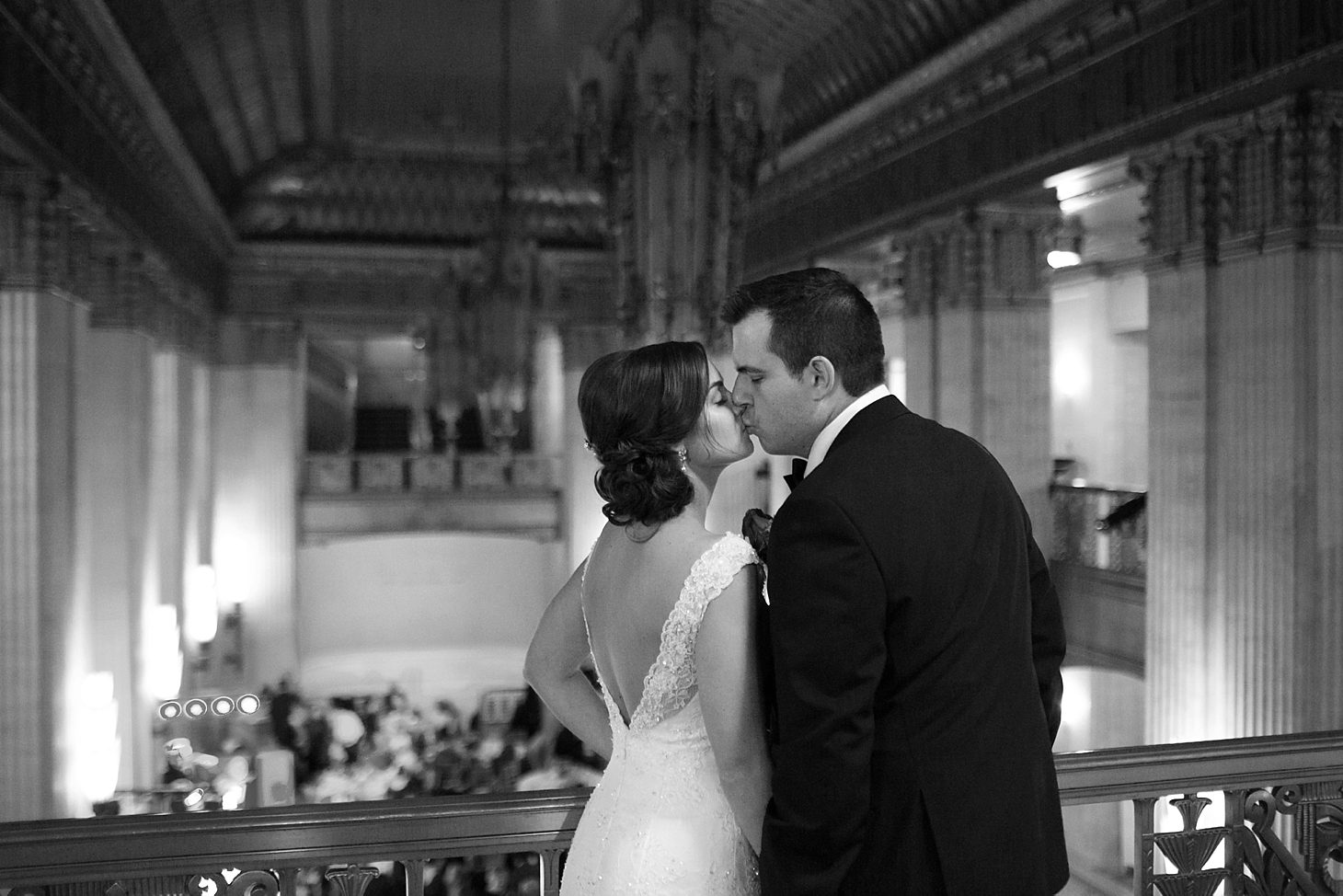 holy-name-cathedral-civic-opera-house-wedding-chicago_0077