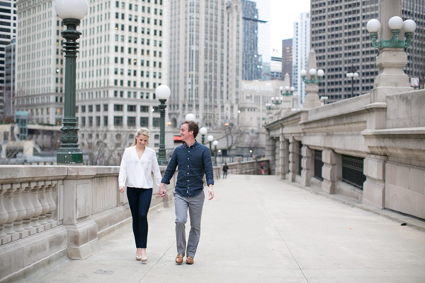 downtown-chicago-engagement-photos_0001