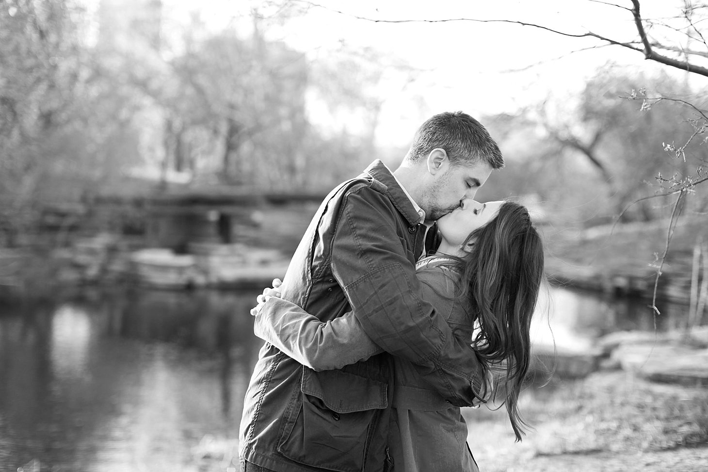 lily-pond-chicago-engagement-photos_0011