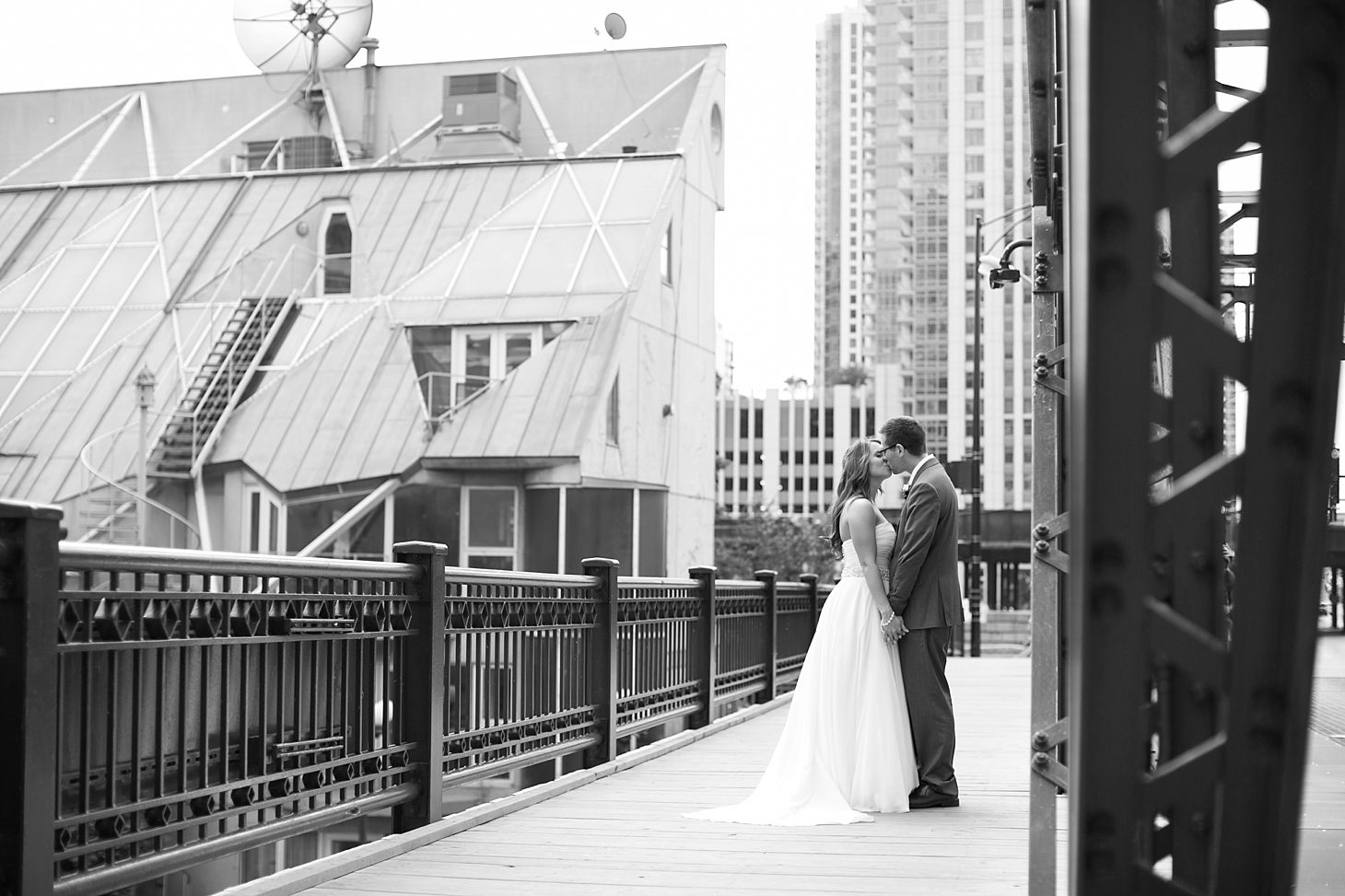holy-name-cathedral-wedding-chicago-marriott-downtown_0034