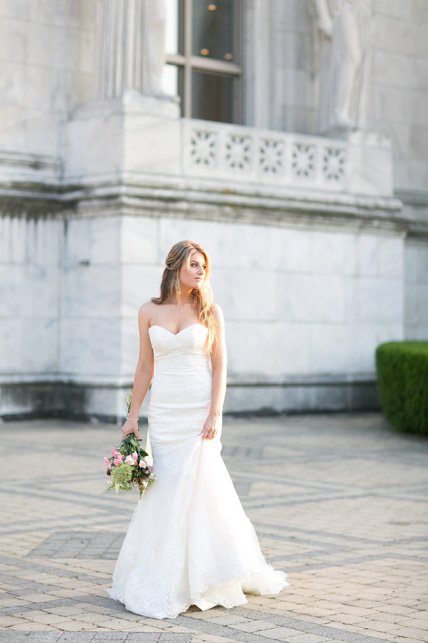 Chicago Bridal Portraits at the Field Museum by Christy Tyler Photography_0004