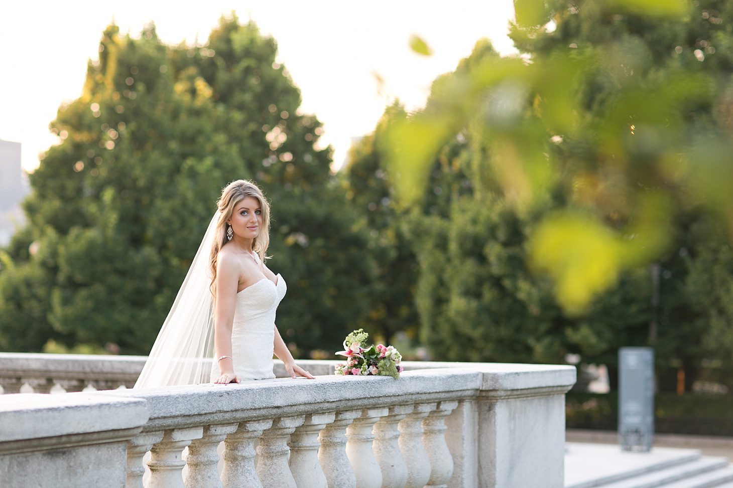 Chicago Bridal Portraits at the Field Museum by Christy Tyler Photography_0014