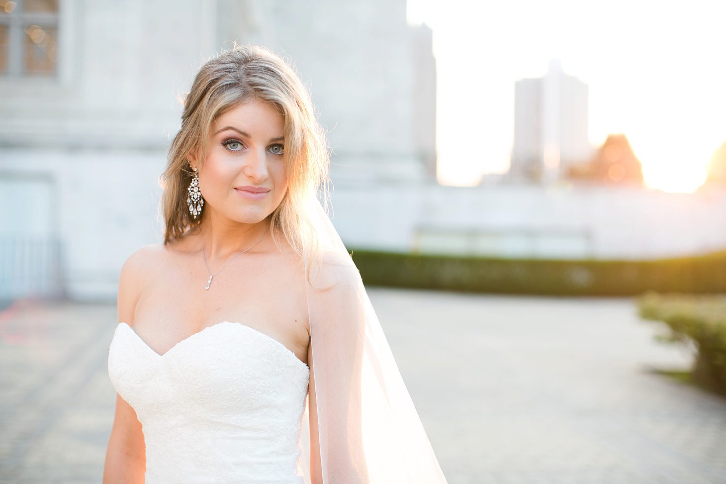 Chicago Bridal Portraits at the Field Museum by Christy Tyler Photography_0015