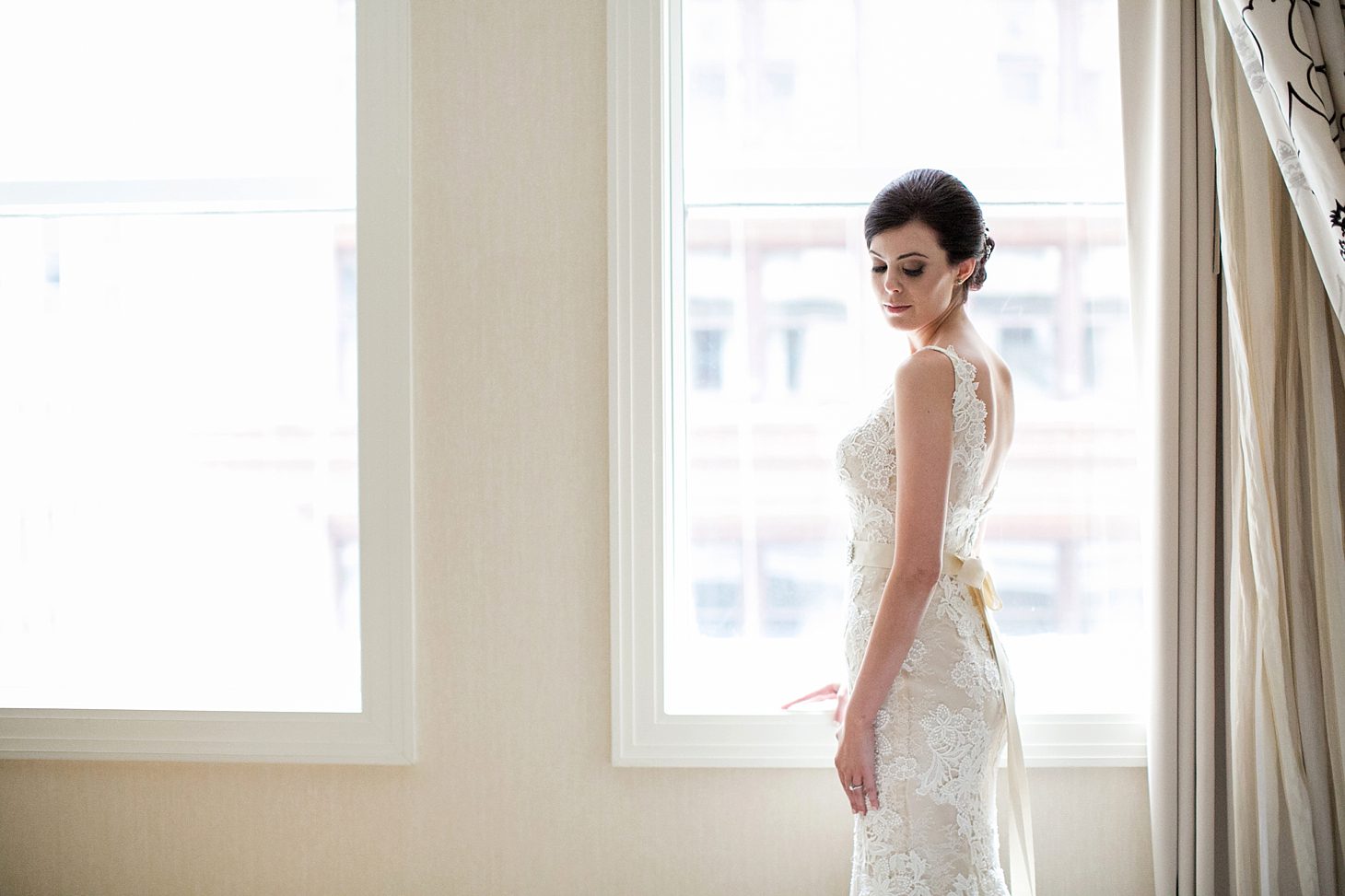 Rookery Building Chicago Wedding Photograpy by Christy Tyler Photography_0016