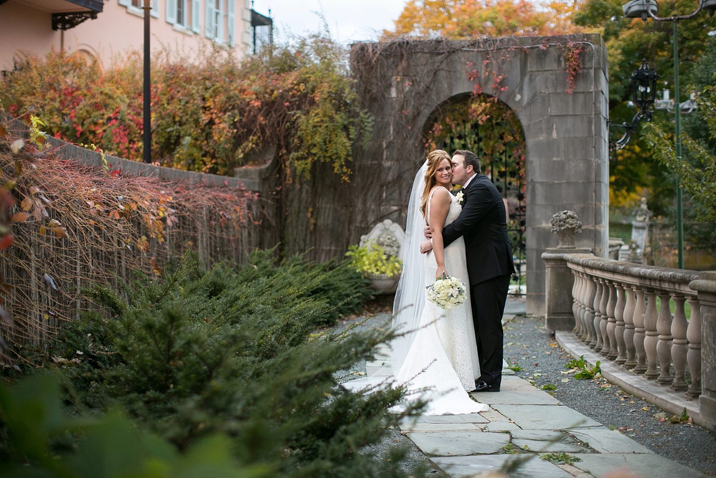 Cuneo Mansion Wedding Photos by Christy Tyler Photography_0050