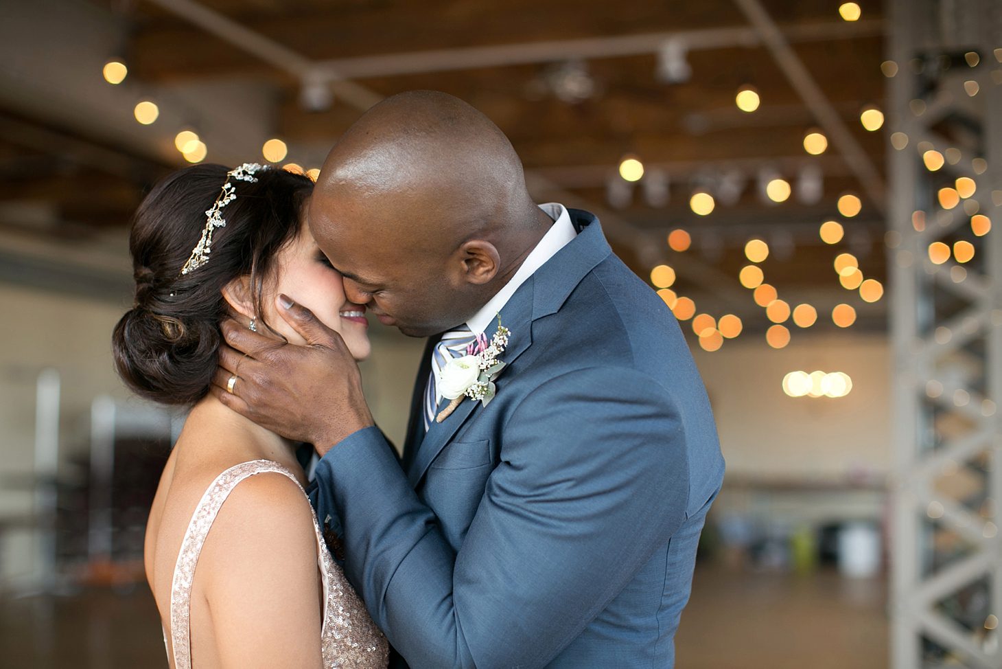 Chicago City View Loft Wedding by Christy Tyler Photography_0036