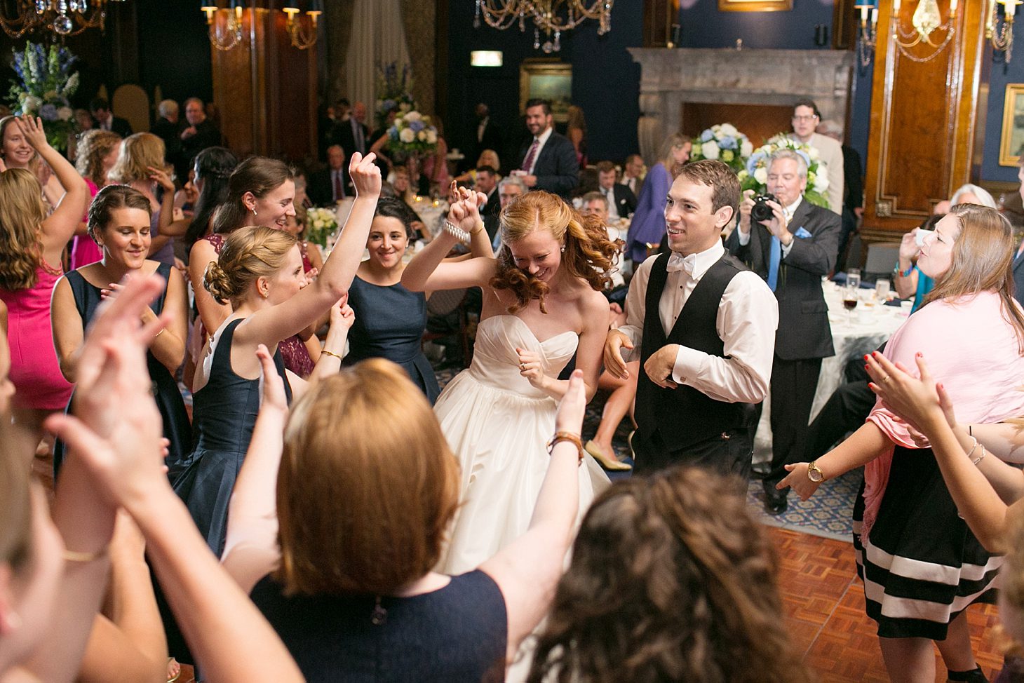 union-league-club-of-chicago-wedding-by-christy-tyler-photography_0058