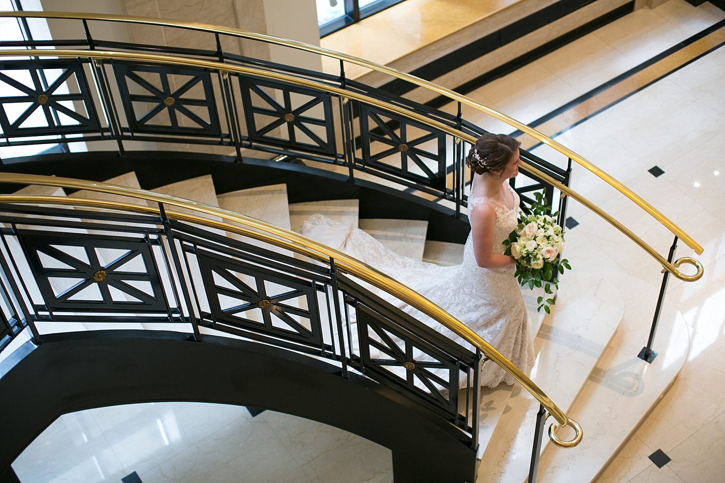 chicago-civic-opera-house-wedding-by-christy-tyler-photography_0016