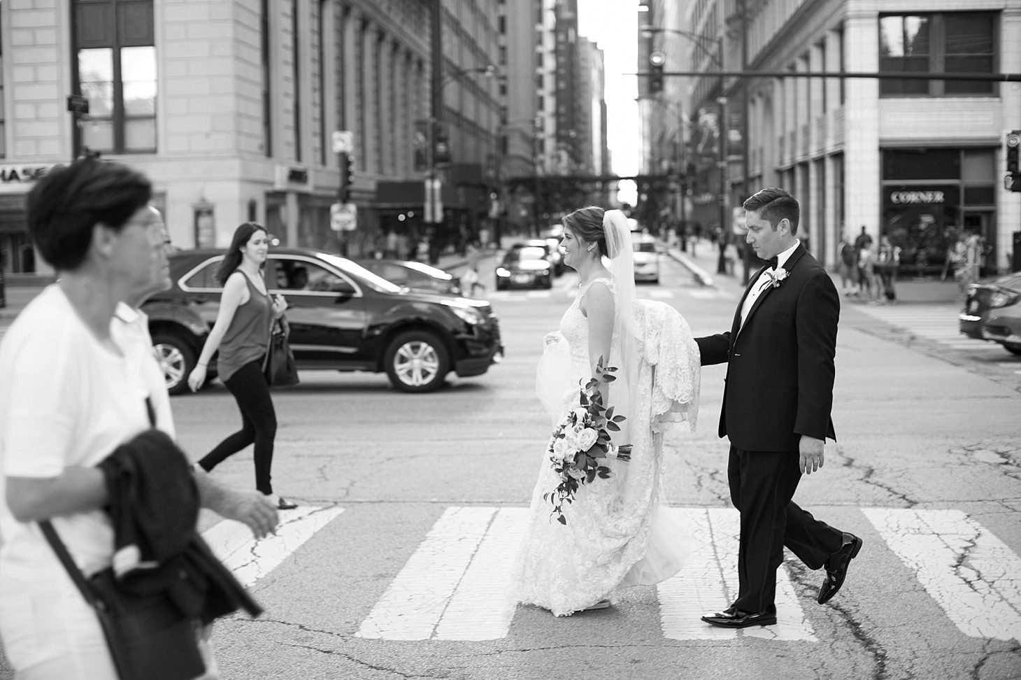 chicago-civic-opera-house-wedding-by-christy-tyler-photography_0049