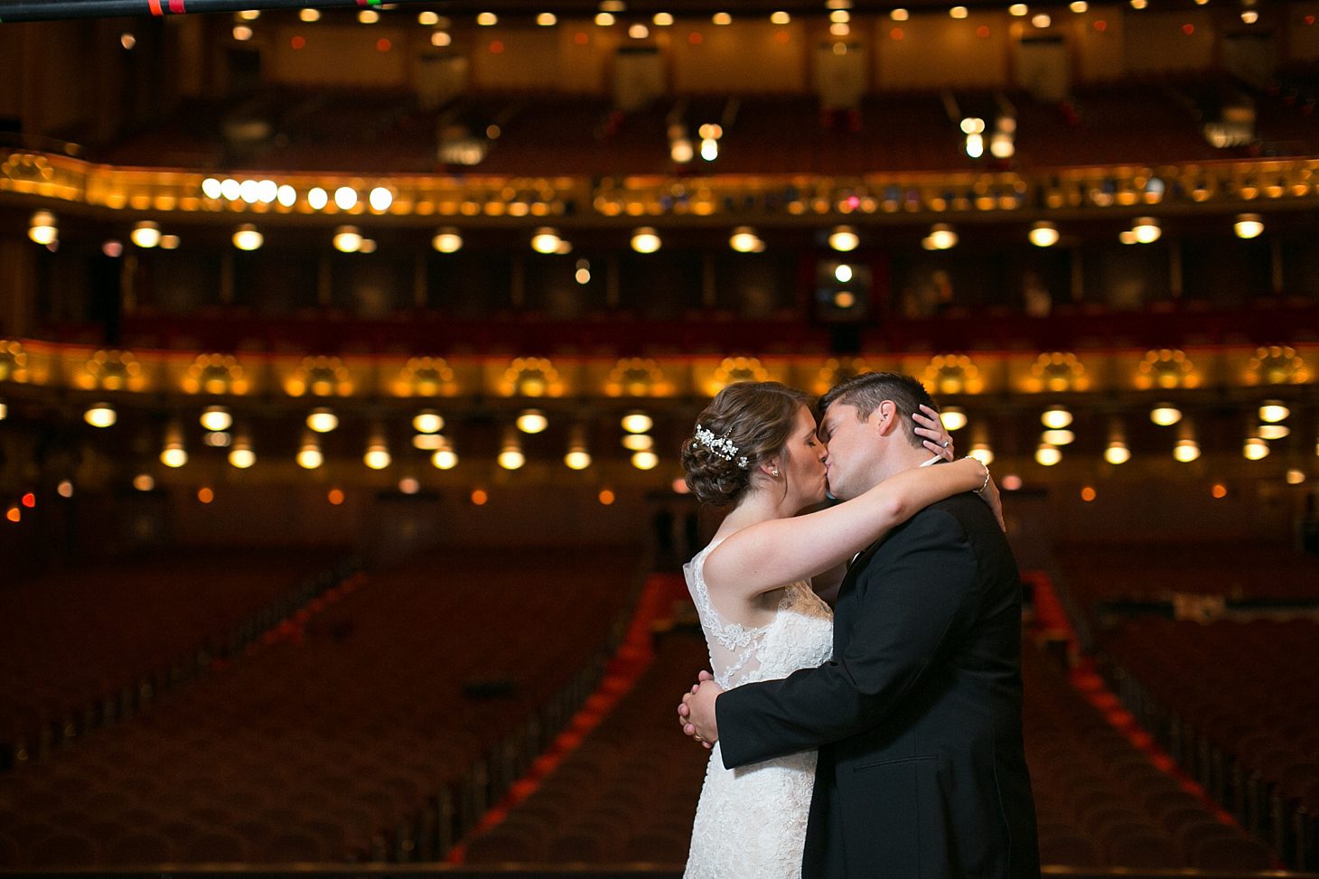 chicago-civic-opera-house-wedding-by-christy-tyler-photography_0053