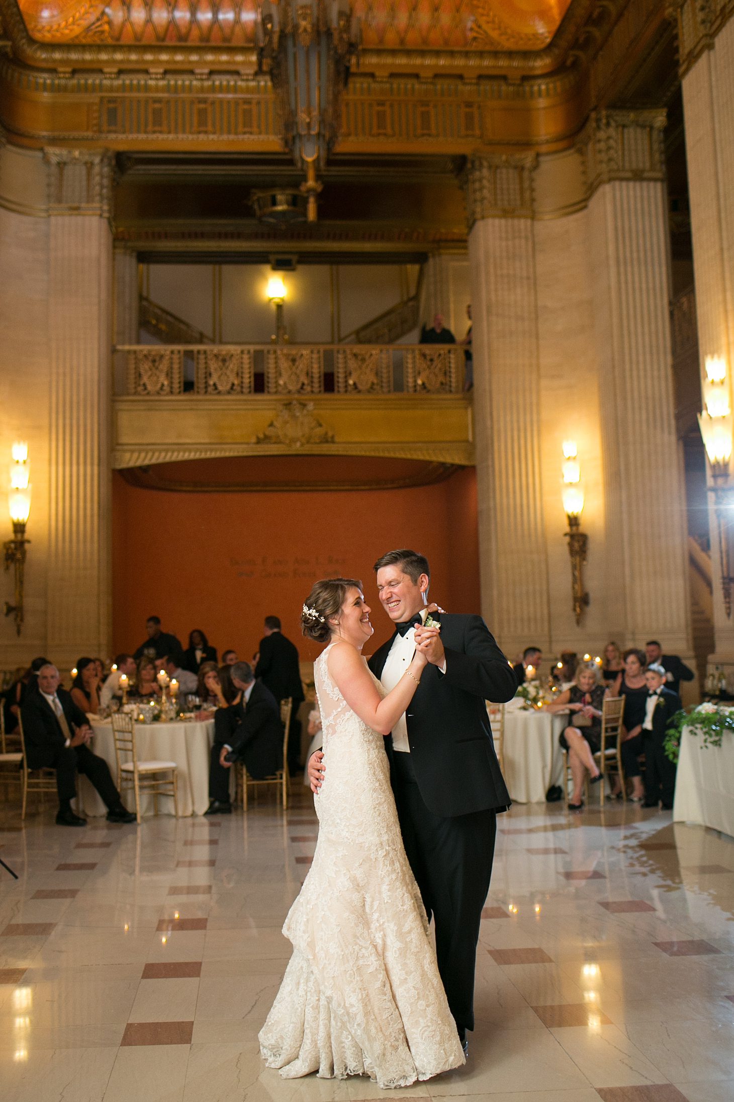 chicago-civic-opera-house-wedding-by-christy-tyler-photography_0067