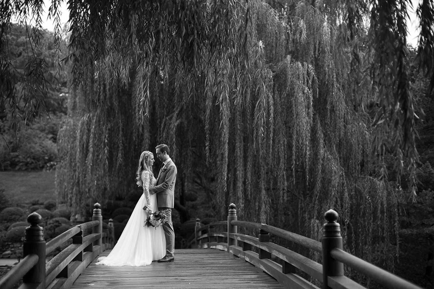 chicago-botanic-garden-wedding-by-christy-tyler-photography_0036