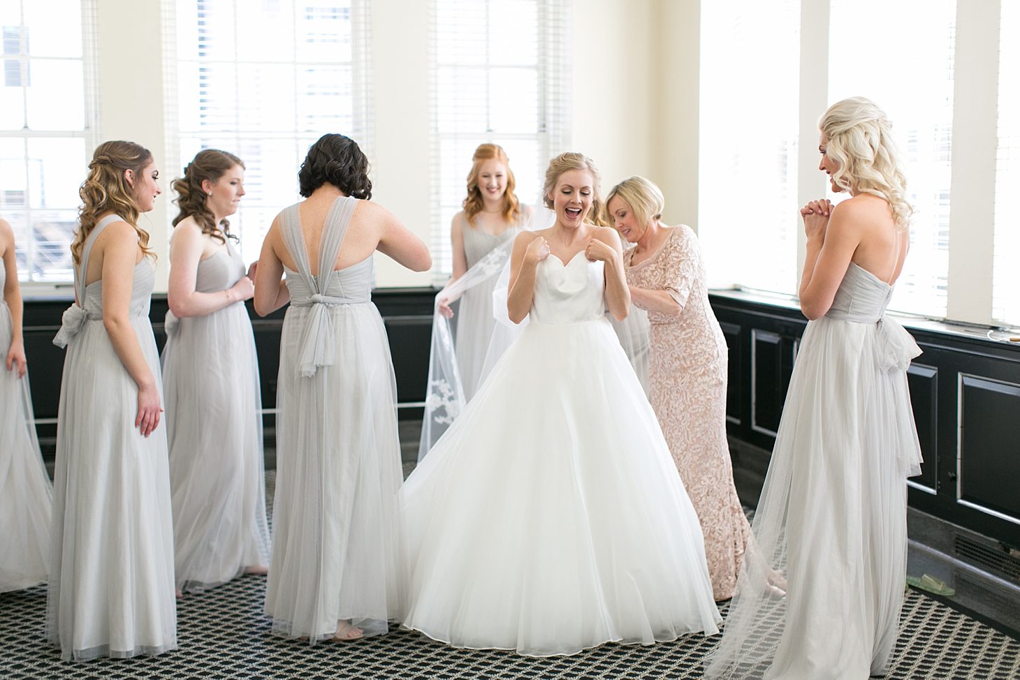 Woman's Athletic Club of Chicago Wedding by Christy Tyler Photography_0011