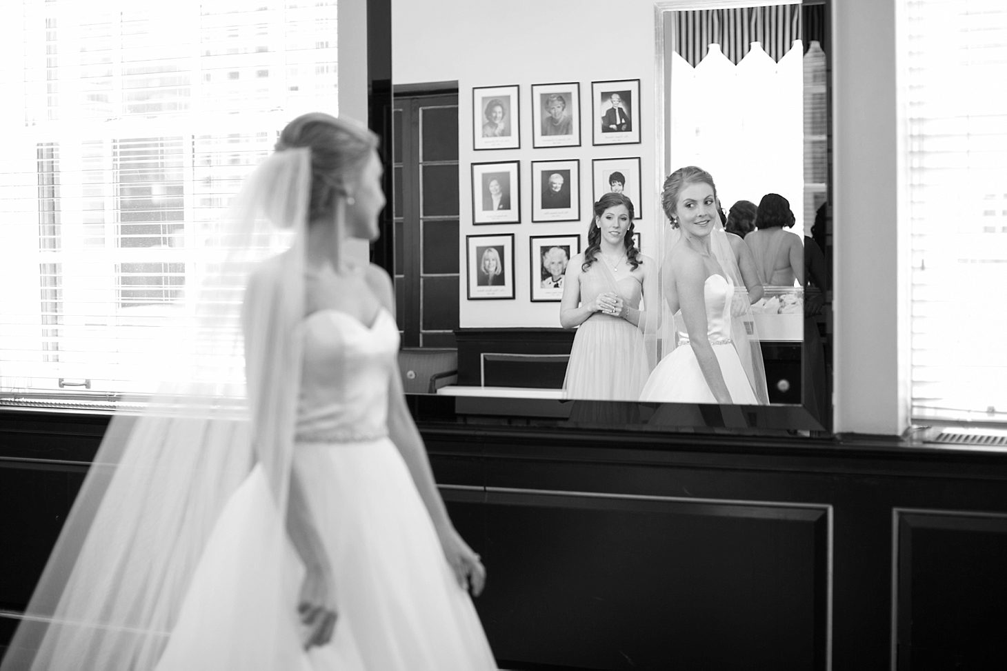 Woman's Athletic Club of Chicago Wedding by Christy Tyler Photography_0017