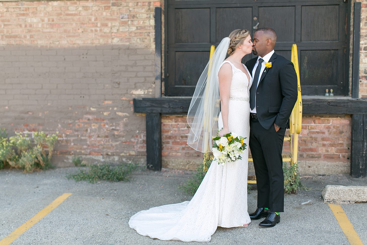 Ignite Glass Studio Wedding in Chicago by Christy Tyler Photography_0029