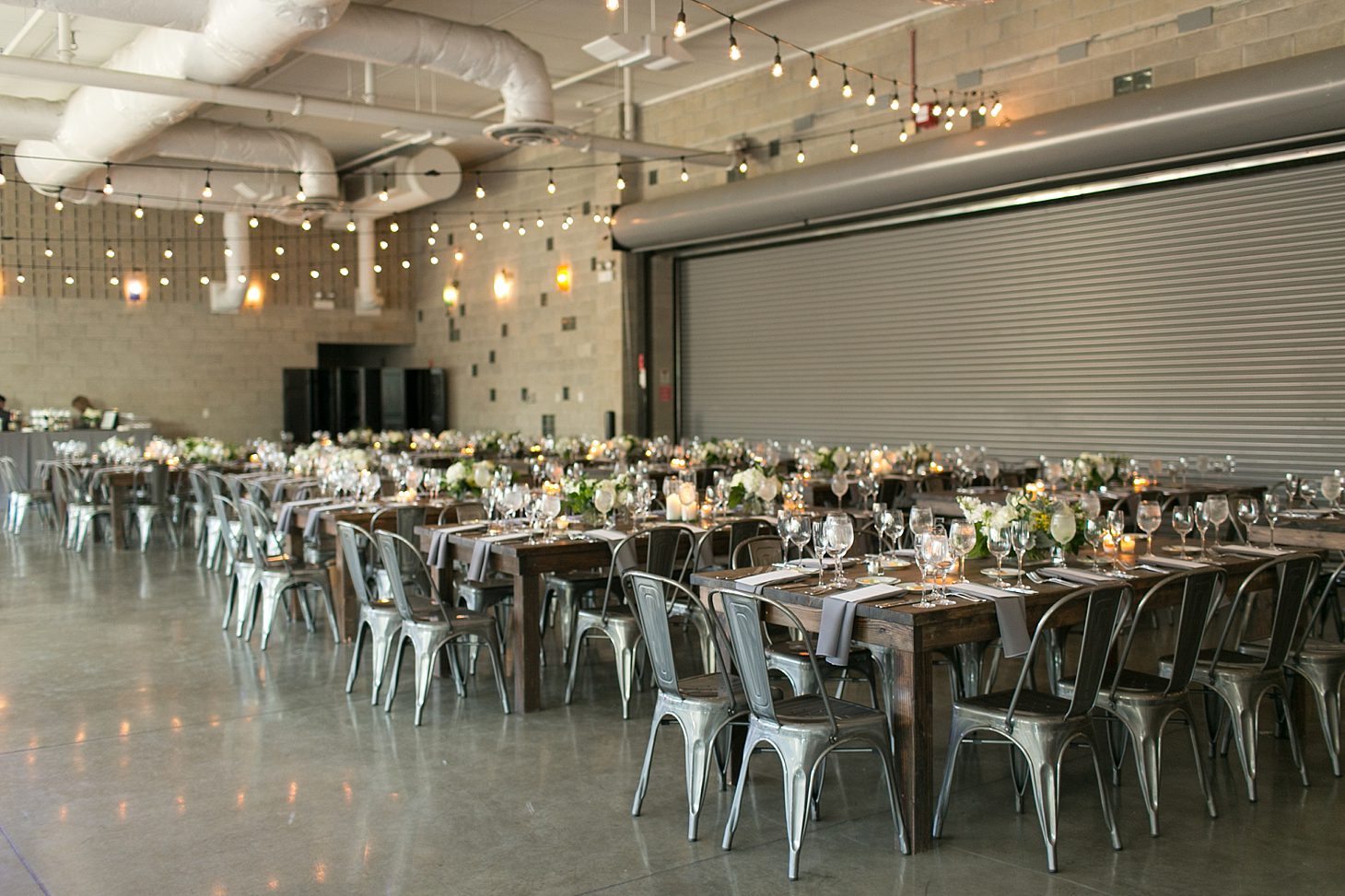 Ignite Glass Studio Wedding in Chicago by Christy Tyler Photography_0046