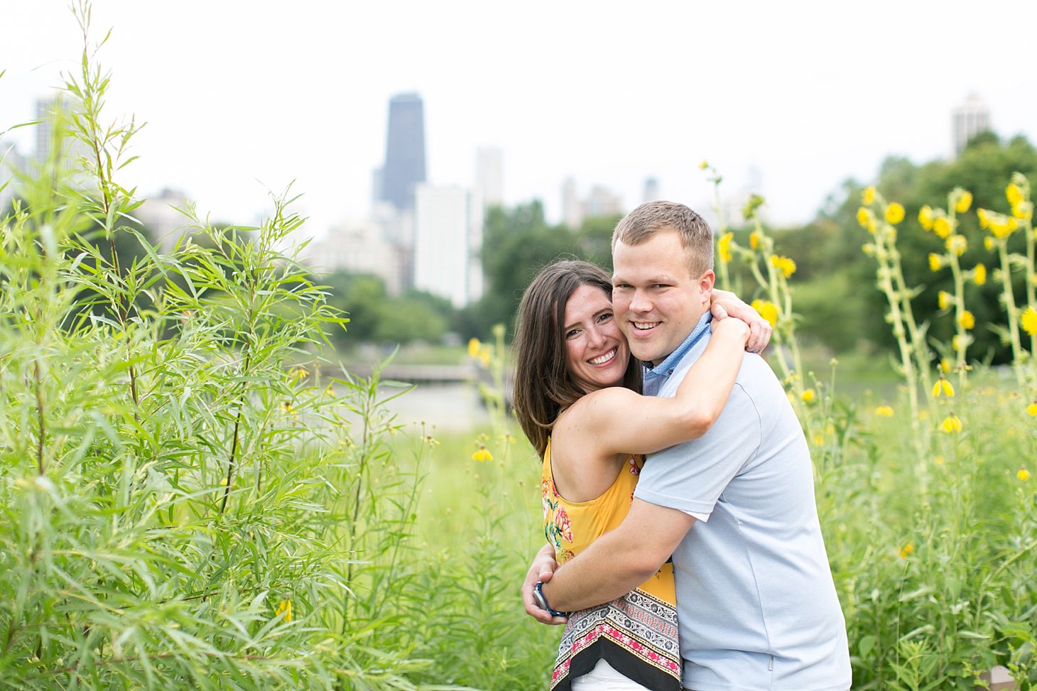 Lincoln Park Chicago Engagement Photos_0016