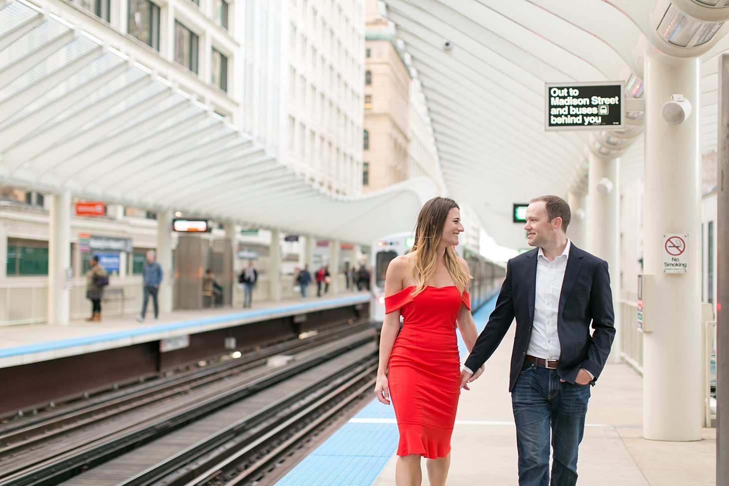 Downtown Chicago Engagement Photos_0023
