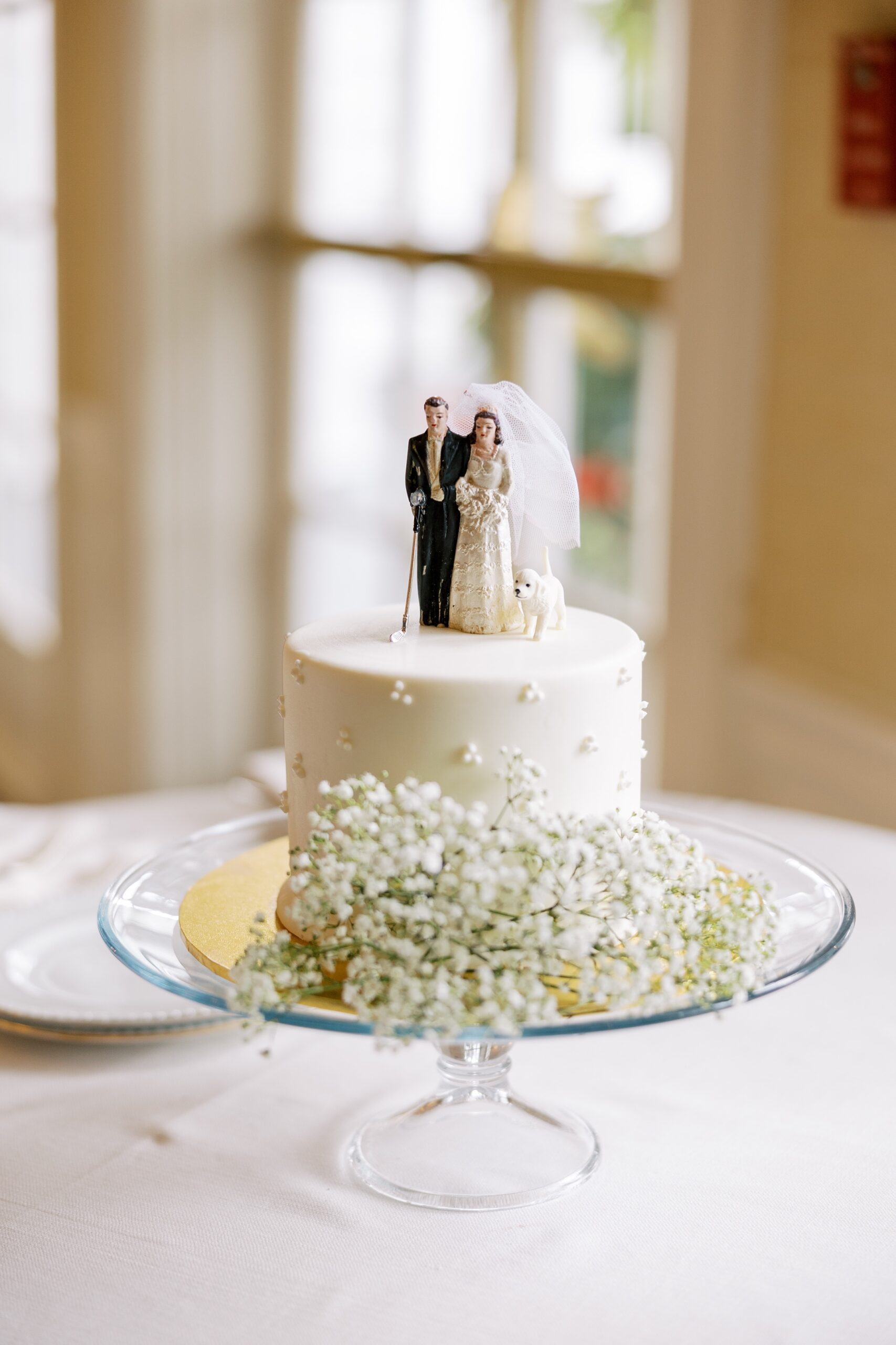 Gorgeous small wedding cake at the Westmoreland Country Club wedding