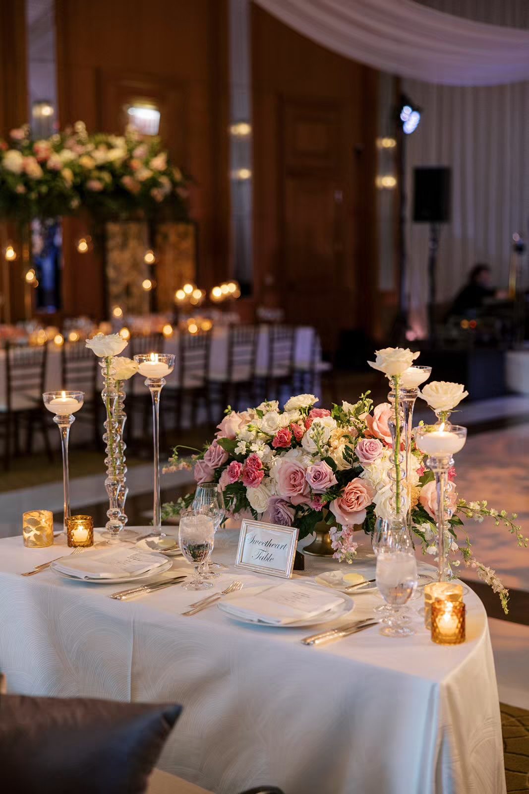 Sweetheart table at the Peninsula Chicago wedding reception