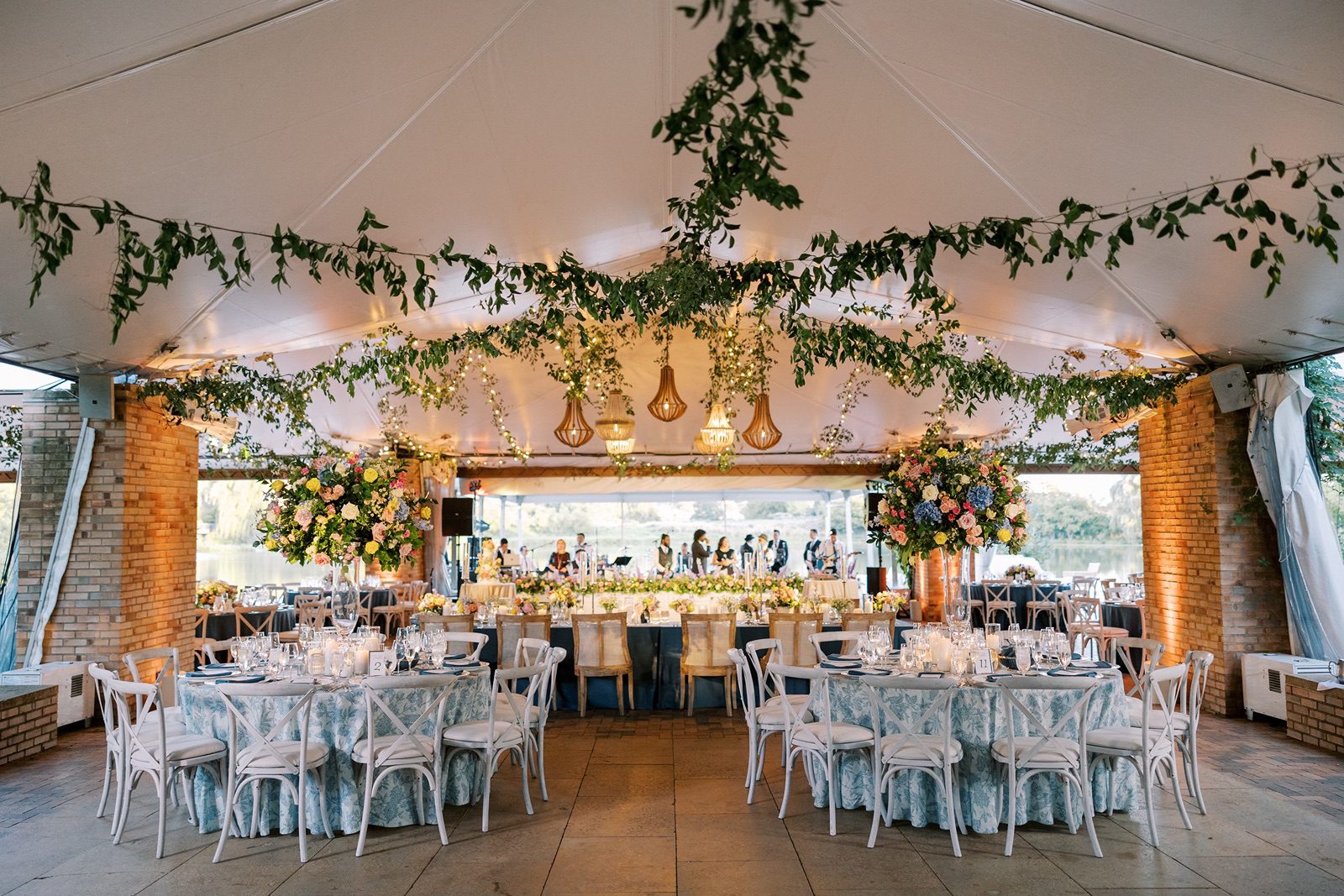 Wedding reception at the Chicago Botanic Garden