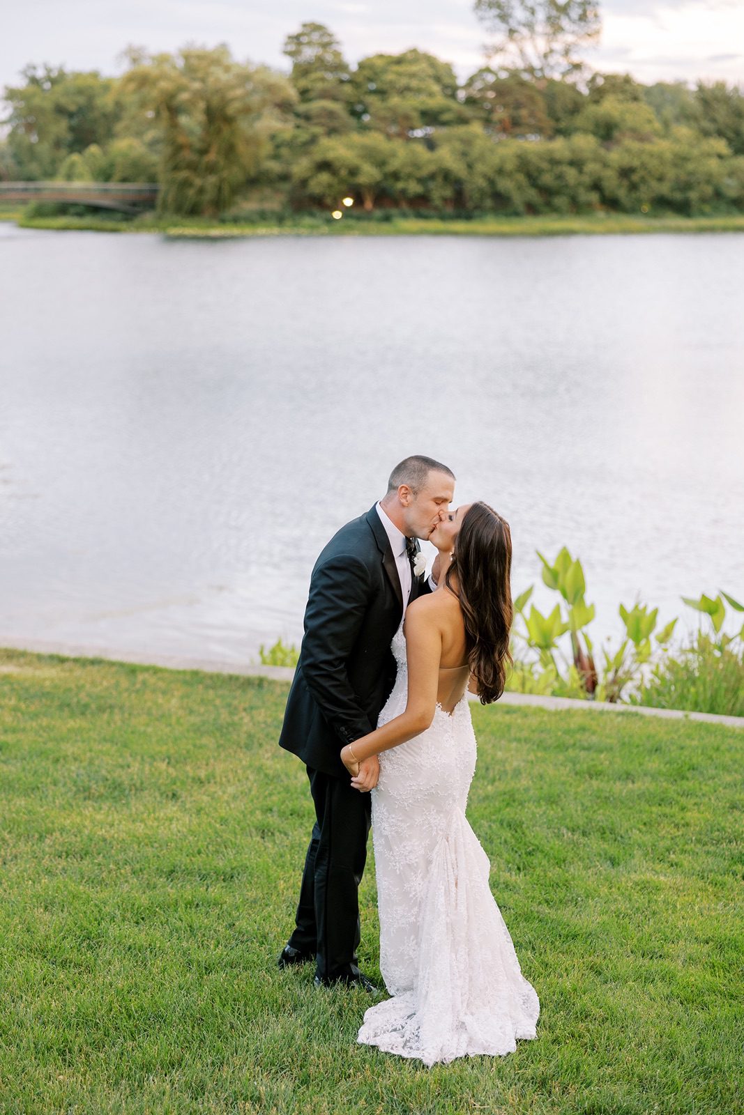Bride and groom kiss at their Chicago Botanic Garden wedding