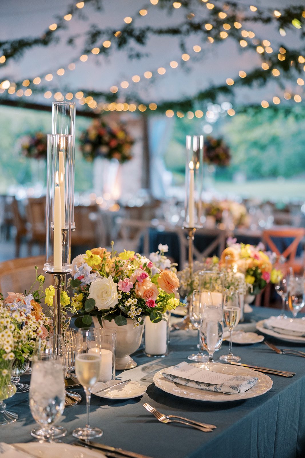 Close up of the Chicago Botanic Garden wedding reception decor