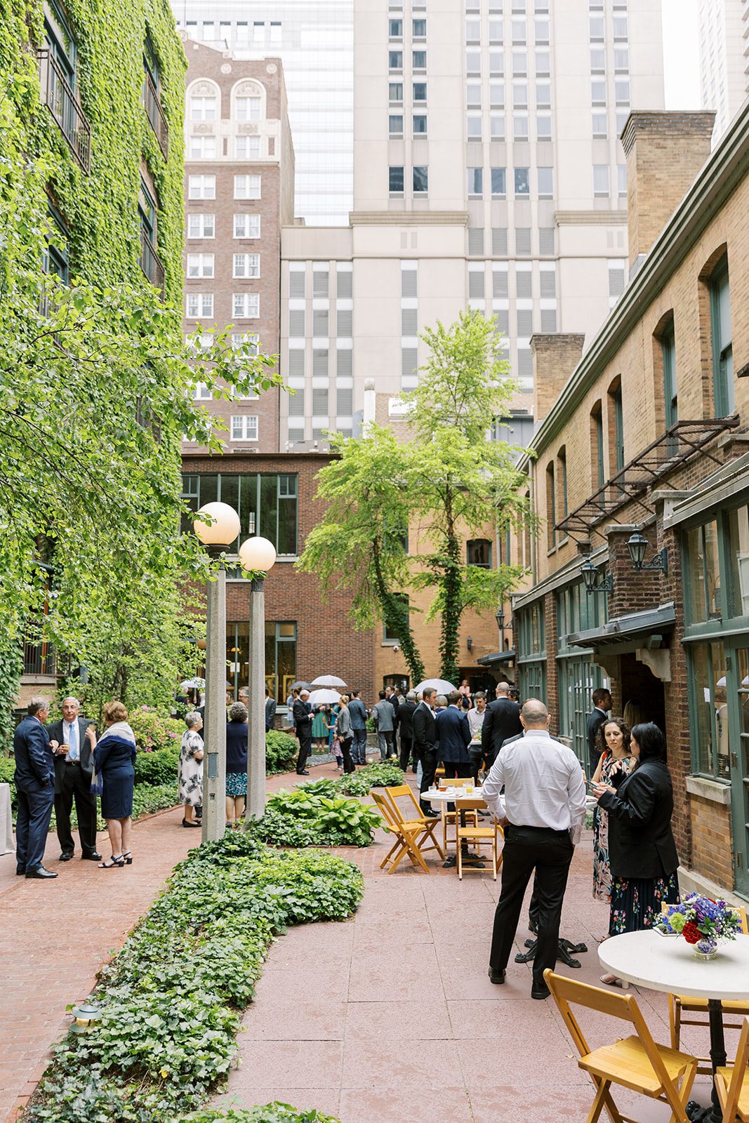 Guests enjoy an outdoor cocktail hour at Ivy Room Chicago